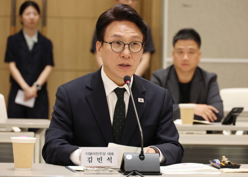 김민석 "조희대, 재제청 처리 못하면 그만두는 게 낫다...병역특례는 크게 손봐야"
