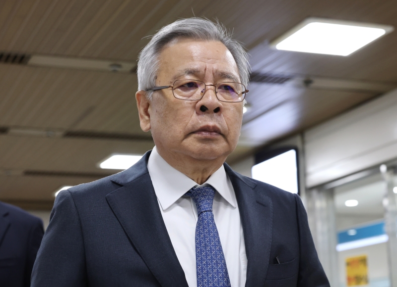 '대장동 금품 수수' 박영수 전 특검, 2심 징역 6년... '50억 클럽' 무죄