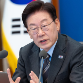 李대통령 “검찰개혁 외치며 동지 공격”… 사과하라고? “기분 나쁘다면 돌아보라”