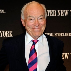 주가 폭락하자 오너 3세 아닌 직원에게 경영권 준 이 회사