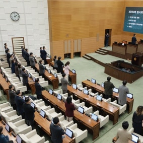 연 의정비만 7530만원… 그래도 겸직 가능한 서울시의원들