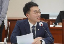 김남국, 문 전 대통령에 "신선놀음 책 장사 그만…촛불 선봉 서 달라"