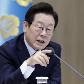 李대통령 "사정기관이 국가질서 어지럽혀… 엄정히 단죄해야"