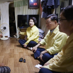 추미애, 쪽방촌 찾아 폭염 취약계층 점검…‘현장 도정’ 이어간다